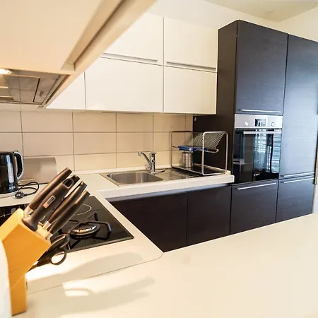 Cosmopolitan Apartment